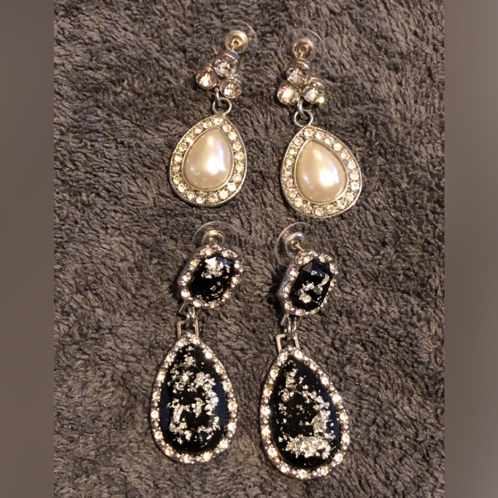 2 pair Drop Earrings